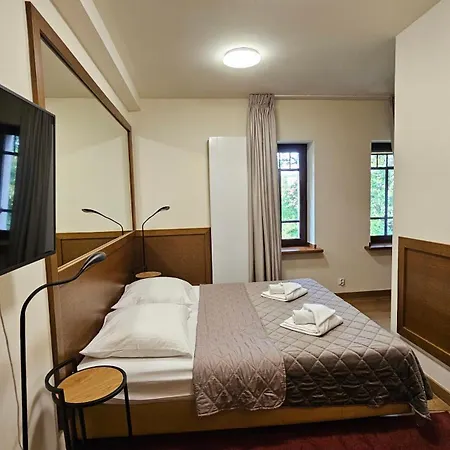 Hotel Jasny Dwór