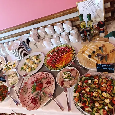 Jasny Dwor 波兰尼卡-兹德鲁伊